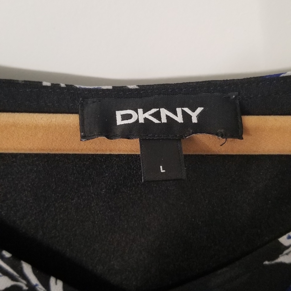 Nwot Dkny Flutter Sleeve Multi Color Size Large. - image 4